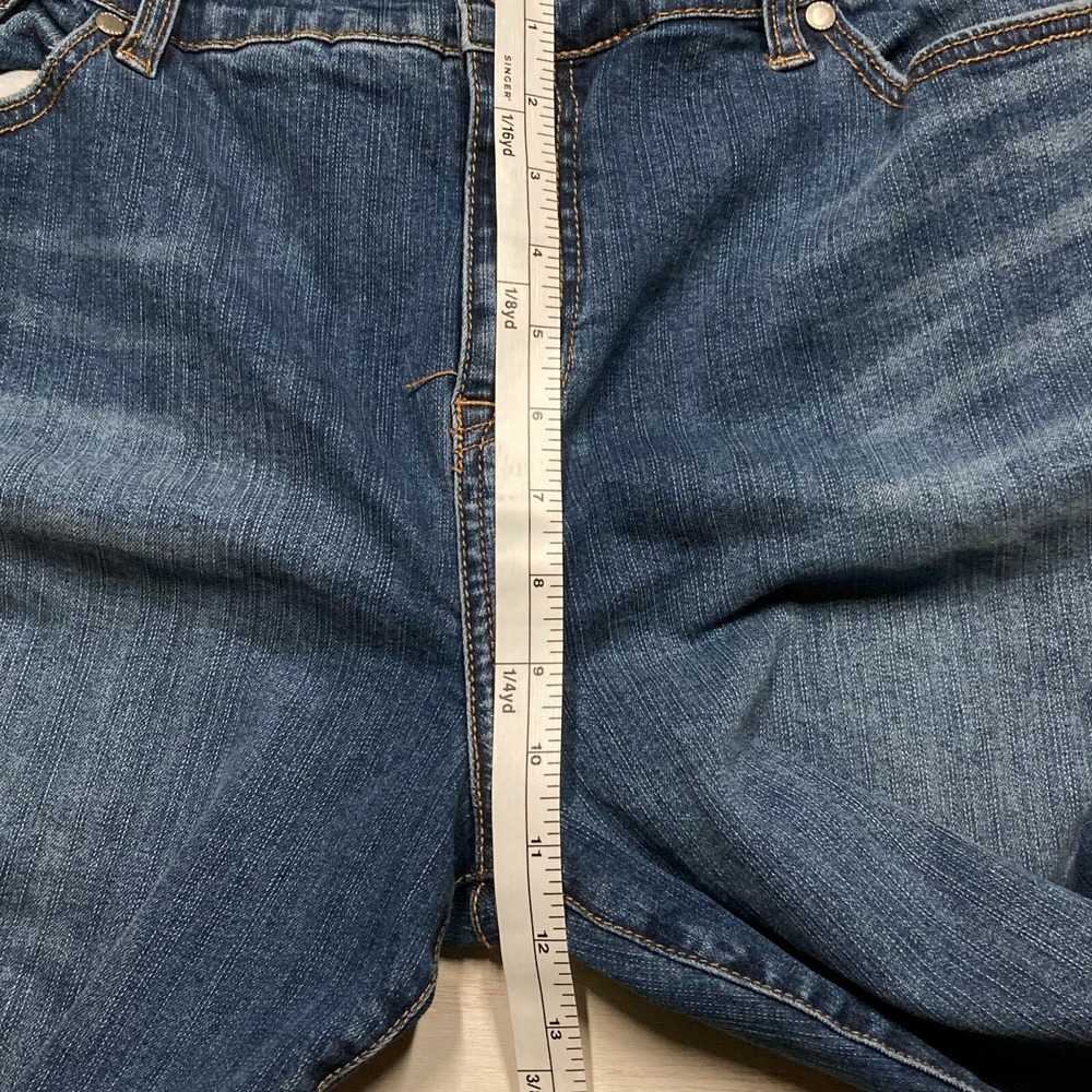 Torrid Women's Curvy Skinny High Rise Jeans Dark Wash Size 22 39x28 - Picture 9 of 10